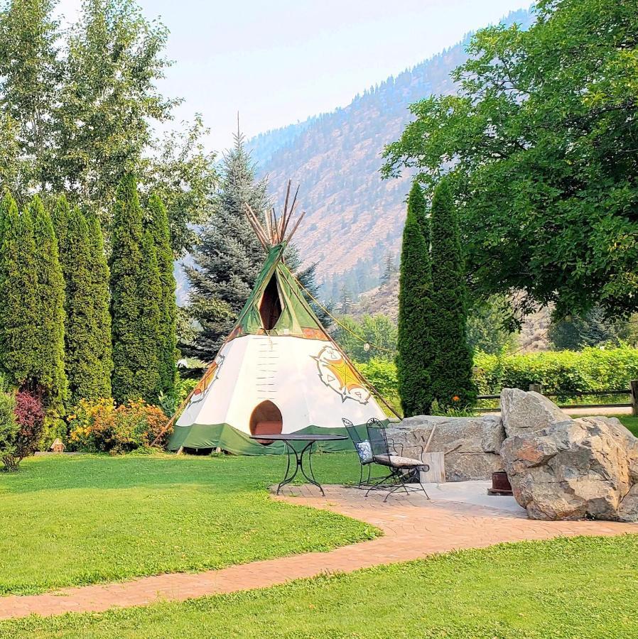 Similkameen Wild Resort & Winery Retreat Osoyoos Zewnętrze zdjęcie